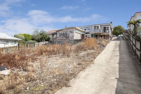 Photo of property in 28 Howe Street, Howick, Auckland, 2014