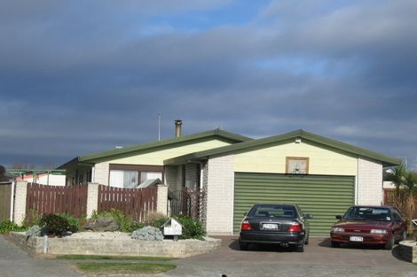 Photo of property in 7 Tukes Place, Greenmeadows, Napier, 4112
