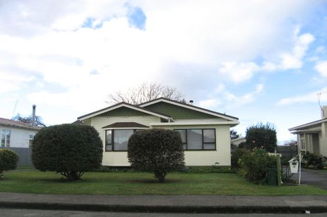 Photo of property in 408 Massey Street, Akina, Hastings, 4122