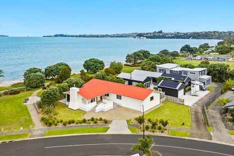 Photo of property in 28 Schooner Avenue, Snells Beach, 0920