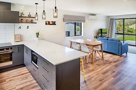 Photo of property in 6 Holystone Road, Whitby, Porirua, 5024