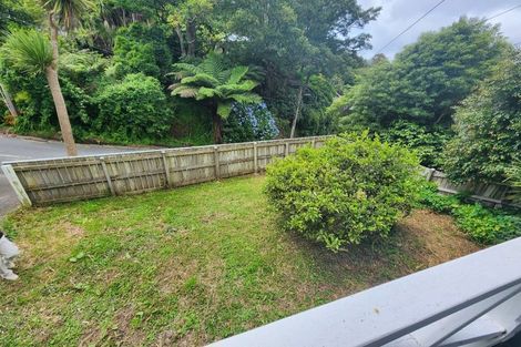 Photo of property in 19 Governor Road, Northland, Wellington, 6012