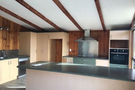 Photo of property in 34 Red Hills Road, Massey, Auckland, 0614