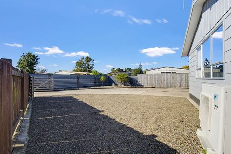 Photo of property in 26 Cumberland Place, Kelvin Grove, Palmerston North, 4414