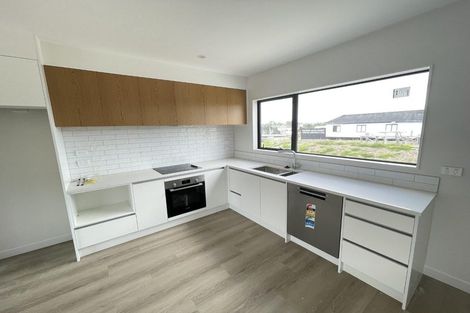 Photo of property in 7 Battersby Lane, Windsor Park, Auckland, 0632