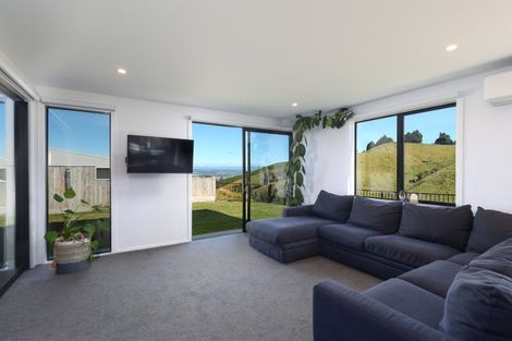 Photo of property in 32 Huntaway Close, Stoke, Nelson, 7011