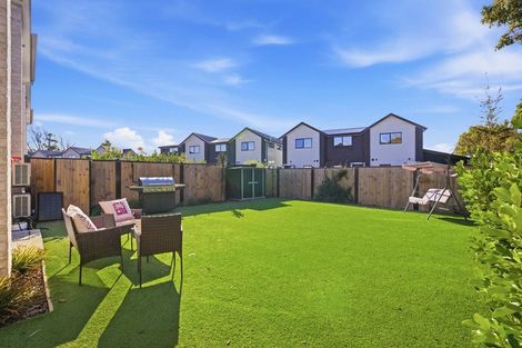 Photo of property in 4/5 Matata Place, Dallington, Christchurch, 8061