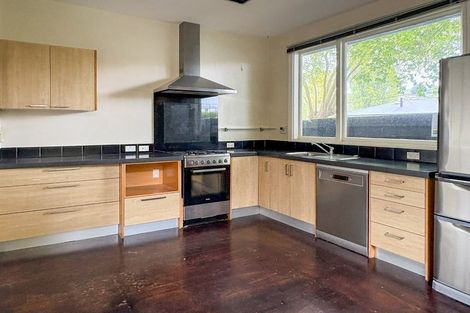 Photo of property in 147 Fisher Avenue, Beckenham, Christchurch, 8023