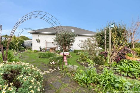 Photo of property in 56 Waihi Road, Hawera, 4610