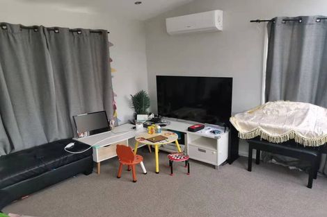 Photo of property in 30 Palomino Drive, Henderson, Auckland, 0612