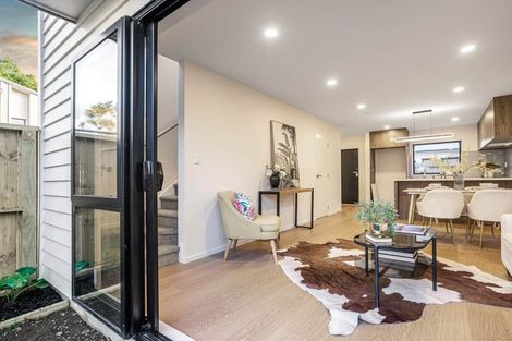 Photo of property in 6/36 Edmonton Road, Henderson, Auckland, 0612