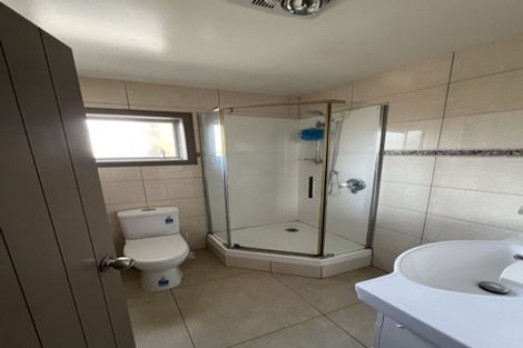 Photo of property in 69 Walworth Avenue, Pakuranga Heights, Auckland, 2010