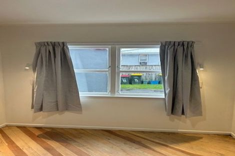 Photo of property in 2/184 Powderham Street, New Plymouth, 4310