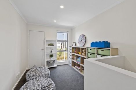 Photo of property in 4 Kittyhawk Lane, Hobsonville, Auckland, 0616