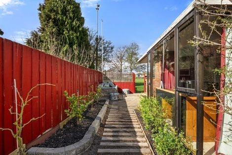 Photo of property in 2 Hare Street, Ilam, Christchurch, 8041