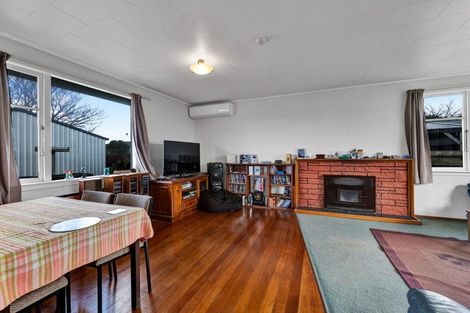 Photo of property in 9 Grey Street, Normanby, Hawera, 4614