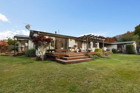 Photo of property in 202 Stone Street, Wanaka, 9305