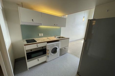 Photo of property in Urbane Apartments, 43/29 Webb Street, Mount Cook, Wellington, 6011