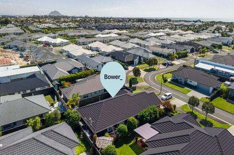 Photo of property in 38 Hiria Crescent, Papamoa Beach, Papamoa, 3118