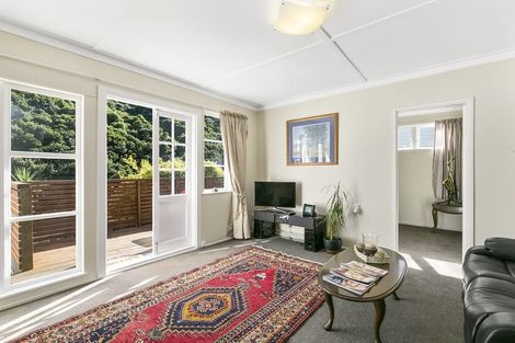 Photo of property in 427 Ohiro Road, Brooklyn, Wellington, 6021