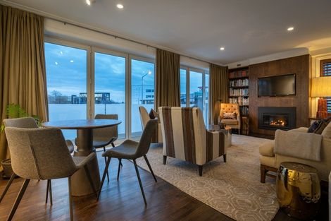 Photo of property in 46 Kilmore Street, Christchurch Central, Christchurch, 8013