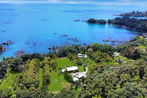 Photo of property in 8328 State Highway 35, Whanarua Bay, Te Kaha, 3199