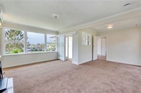Photo of property in 38 Christmas Road, Manurewa, Auckland, 2102