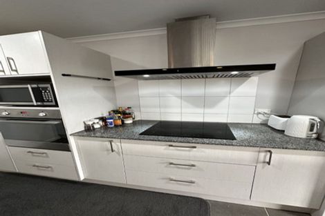 Photo of property in 220 Harbourside Drive, Karaka, Papakura, 2113