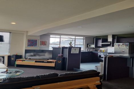 Photo of property in Grandstand Apartments, 80u8 Kent Terrace, Mount Victoria, Wellington, 6011