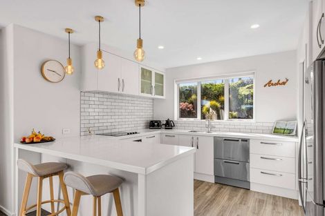 Photo of property in 32 Katania Heights, Brightwater, 7022