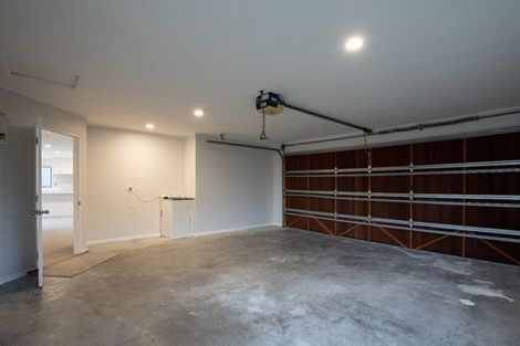Photo of property in 12 Glastry Close, East Tamaki Heights, Auckland, 2016