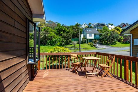 Photo of property in 17 Shackle Lane, Whitby, Porirua, 5024