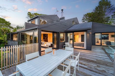 Photo of property in 267 School Road, Te Arai, Wellsford, 0974