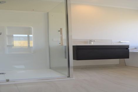 Photo of property in 8 Herring Place, Omokoroa, 3114