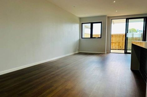 Photo of property in 45 Otuwairoa Esplanade, Opaheke, 2113