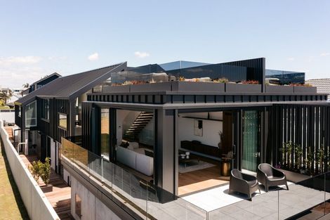 Photo of property in 124b Marine Parade, Mount Maunganui, 3116
