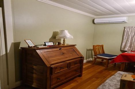 Photo of property in 8 Queen Street, Springfield, 7681