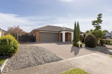 Photo of property in 27 Amery Place, Papamoa Beach, Papamoa, 3118