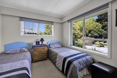 Photo of property in 39 Awanui Street, Merrilands, New Plymouth, 4312