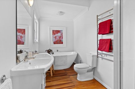 Photo of property in 188 Main Street, Greytown, 5712