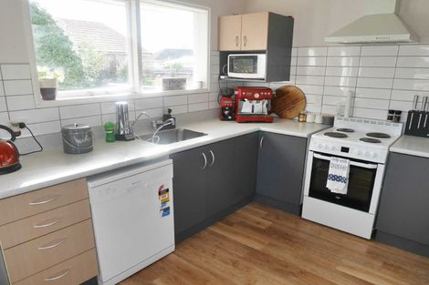 Photo of property in 2 Salmond Street, Hoon Hay, Christchurch, 8025