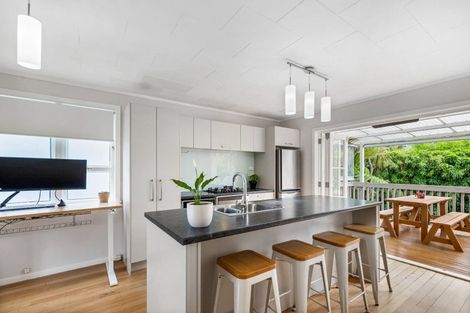 Photo of property in 2/71 Saddleback Rise, Murrays Bay, Auckland, 0630