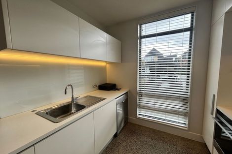 Photo of property in 17 Isitt Road, Hobsonville, Auckland, 0616