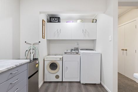 Photo of property in 90 Barber Road, Bombay, 2675