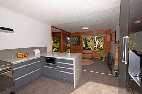 Photo of property in 31 Hartley Terrace, Massey, Auckland, 0614