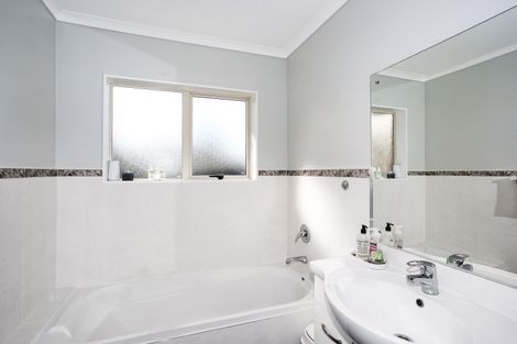 Photo of property in 12 Prado Drive, Pukekohe, 2120