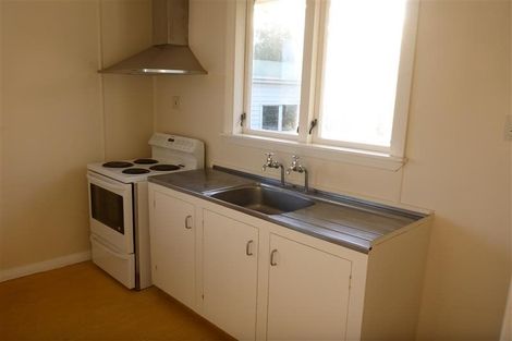 Photo of property in 2 Rakihau Place, Titahi Bay, Porirua, 5022