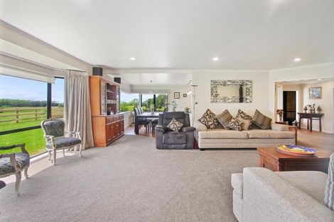 Photo of property in 137 Hart Road, Pukekohe, 2676