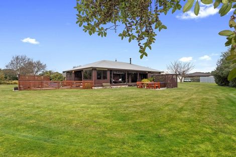 Photo of property in 15 Woodglen Drive, Woodend, 7610