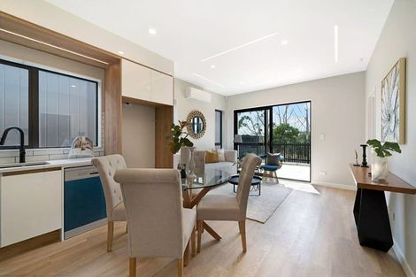 Photo of property in 40 Paretao Street, Massey, 0614